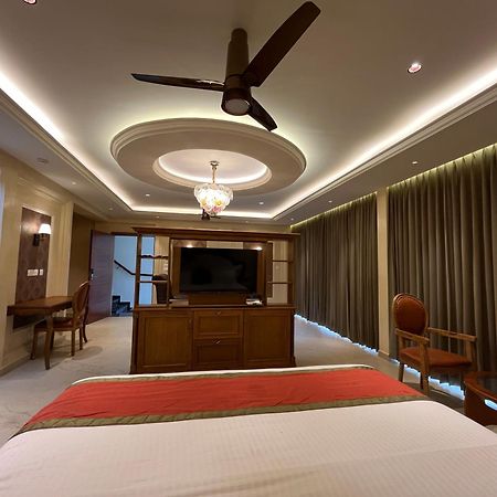 British County Resorts Anachal Extérieur photo